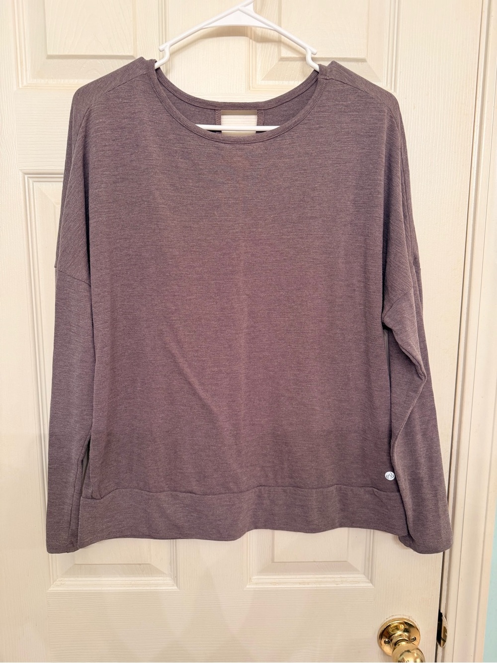 Apana Long Sleeve Crewneck Top - gray